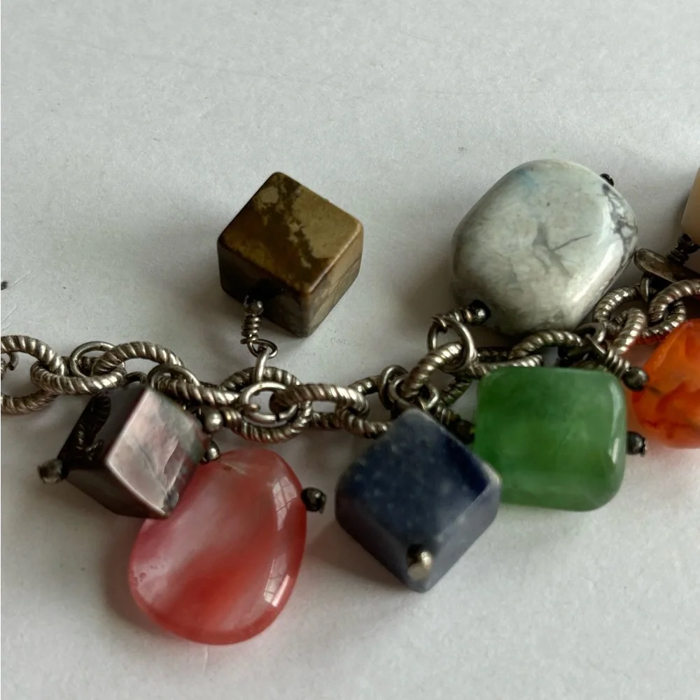 Rox bracelet made of glass & gemstones/ toggle clasp / silver tone/ 8 in length